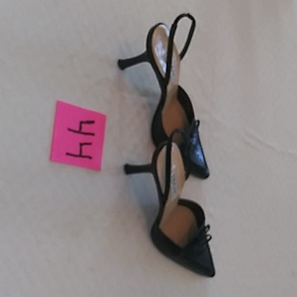 Heels - Picture 2 of 4